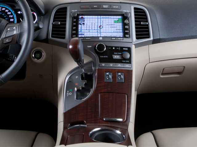 Toyota Venza LE 2012