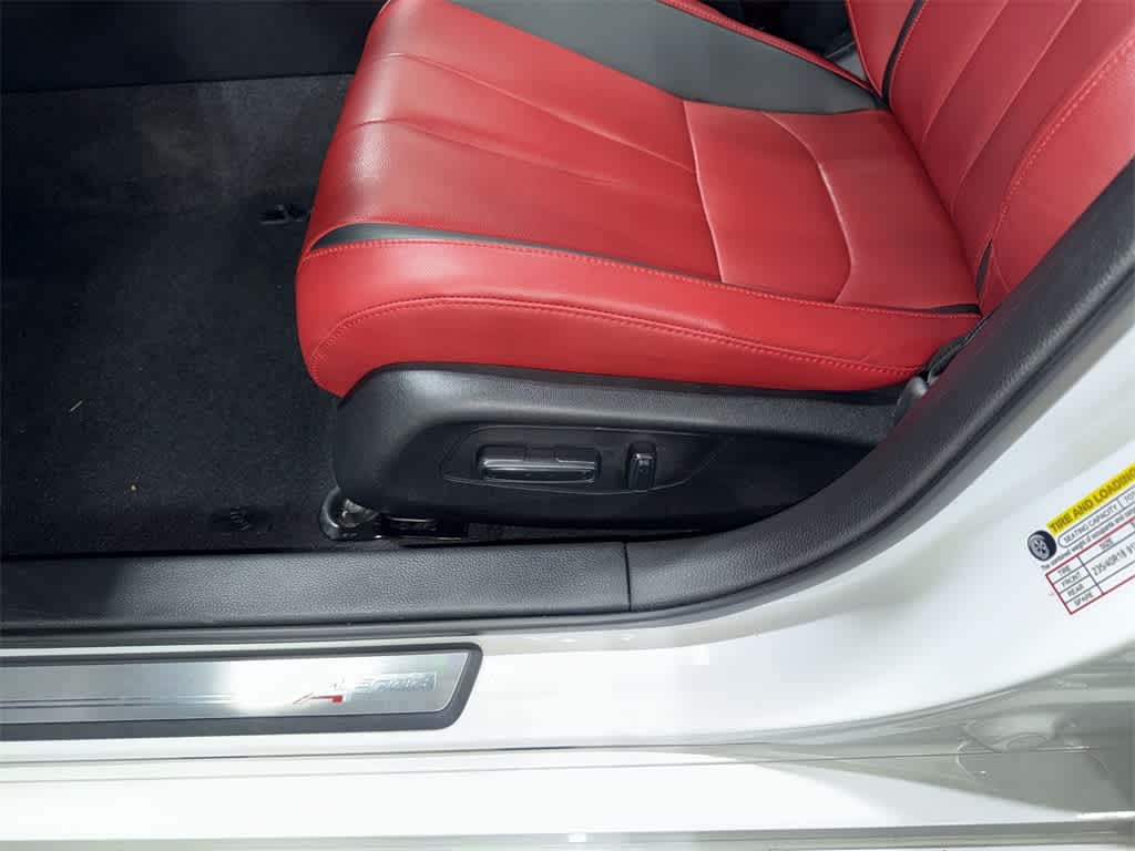 2023 Acura Integra con paquete A-Spec