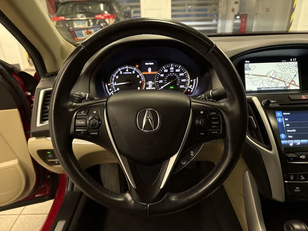 Acura TLX 2019 con paquete tecnológico