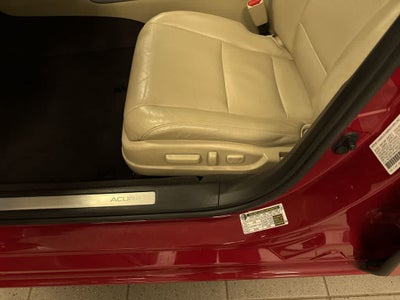 Acura TLX 2019 con paquete tecnológico