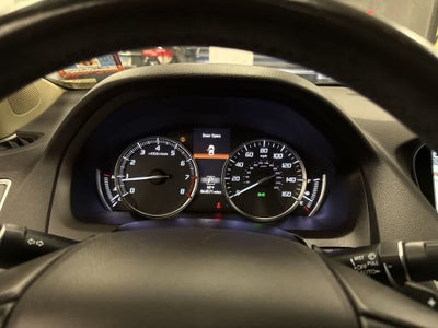 Acura TLX 2019 con paquete tecnológico