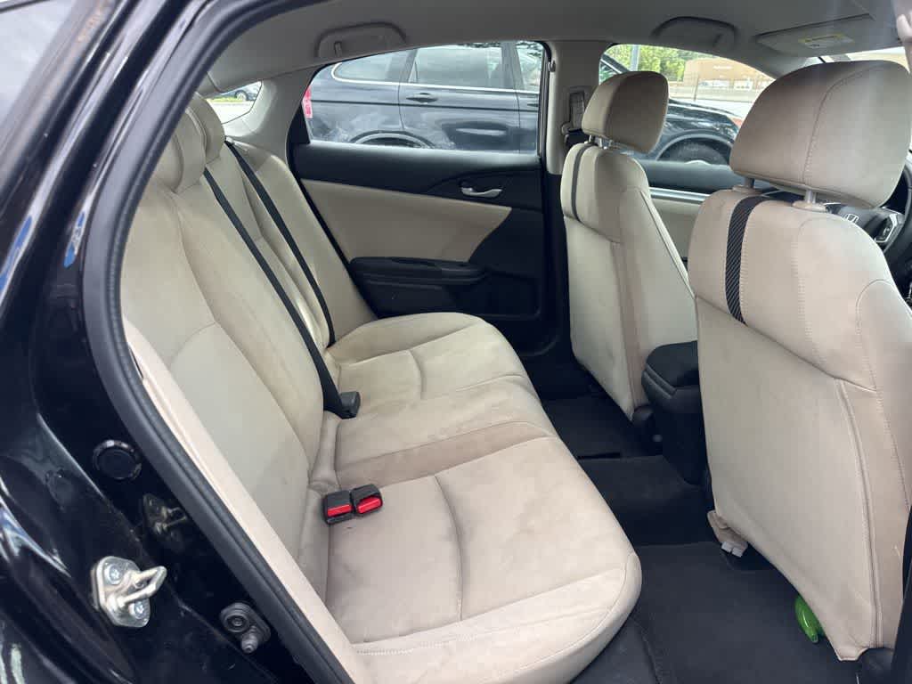 Honda Civic Sedán LX 2016