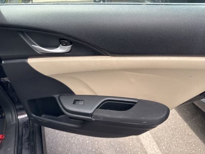 Honda Civic Sedán LX 2016