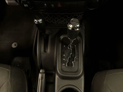 Jeep Wrangler Unlimited Sport 2017