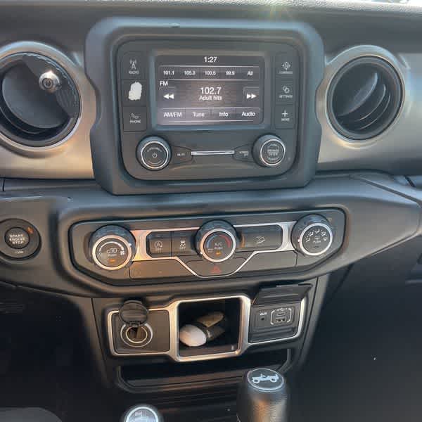 Jeep Wrangler Unlimited Sport 2018