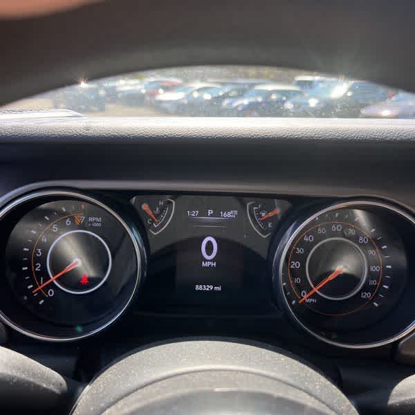 Jeep Wrangler Unlimited Sport 2018