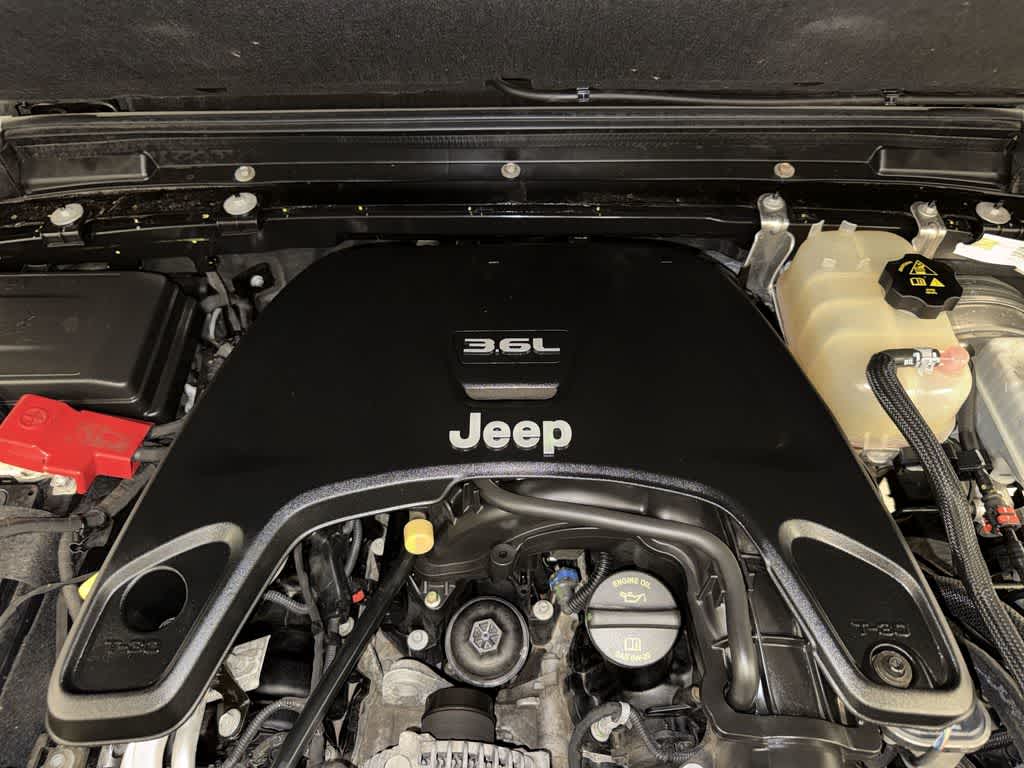 Jeep Wrangler Unlimited Sahara 2018