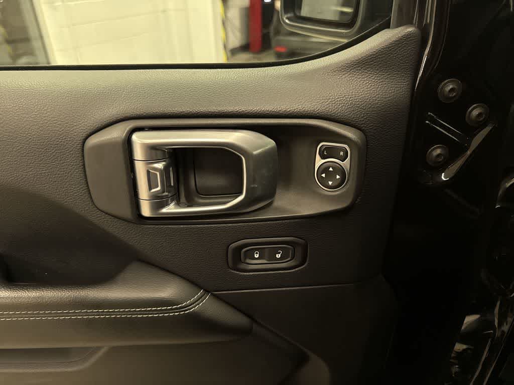 Jeep Wrangler Unlimited Sahara 2018
