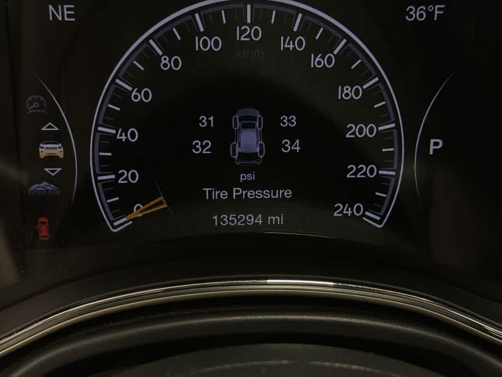 Jeep Grand Cherokee Overland 2016