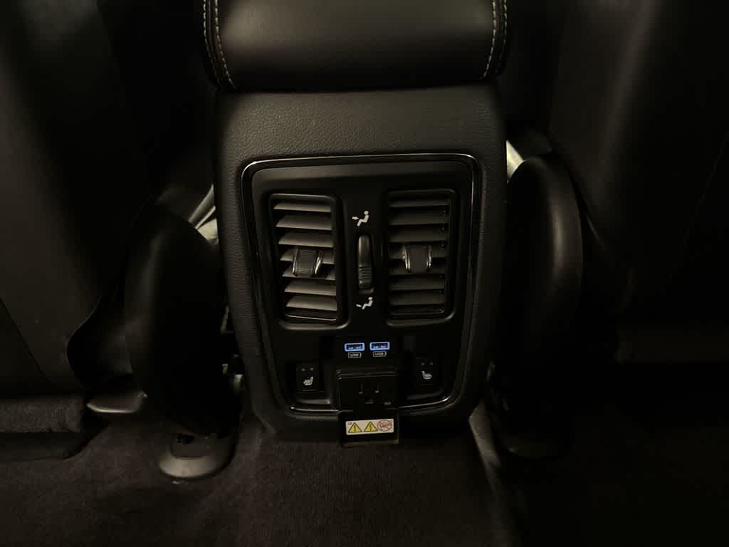 Jeep Grand Cherokee Overland 2016