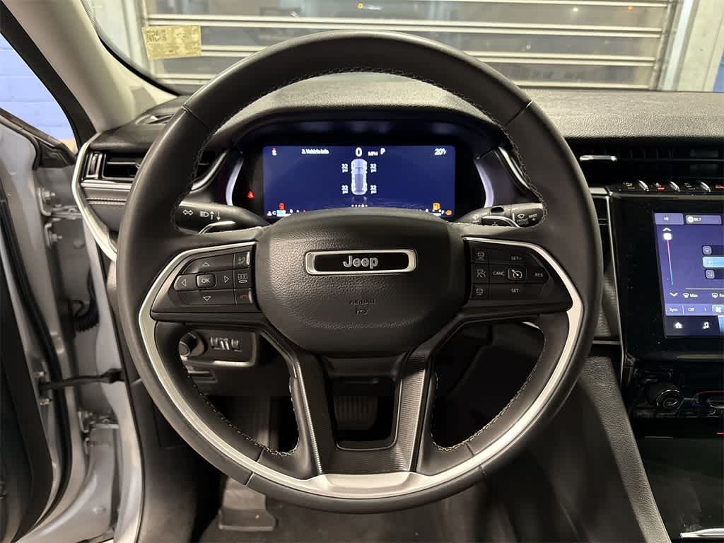 2023 Jeep Grand Cherokee Laredo