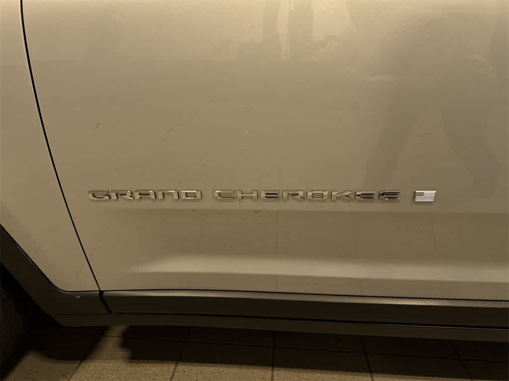 2023 Jeep Grand Cherokee Laredo