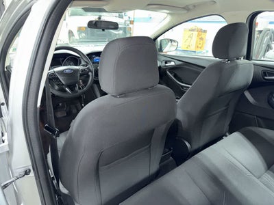 Ford Focus SE 2016
