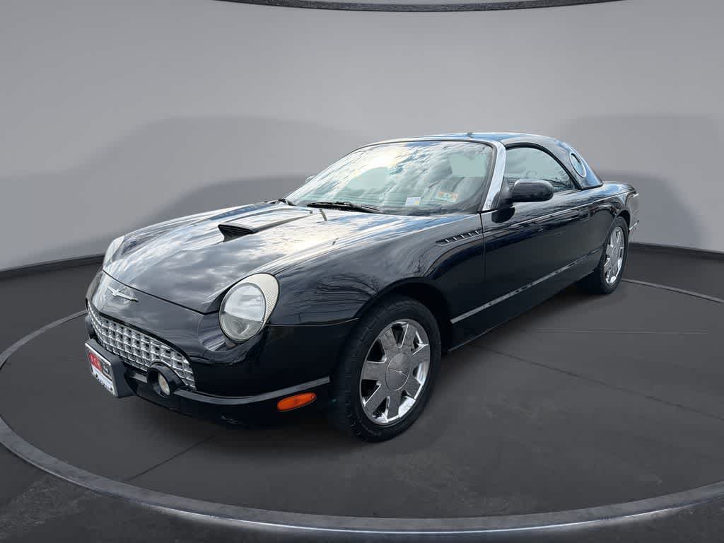 Ford Thunderbird de 2002 con techo rígido Premium