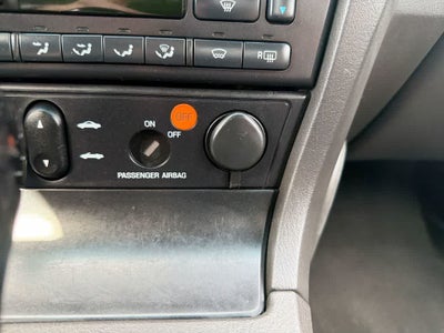 Ford Thunderbird de 2002 con techo rígido Premium