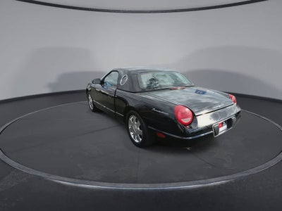 Ford Thunderbird de 2002 con techo rígido Premium