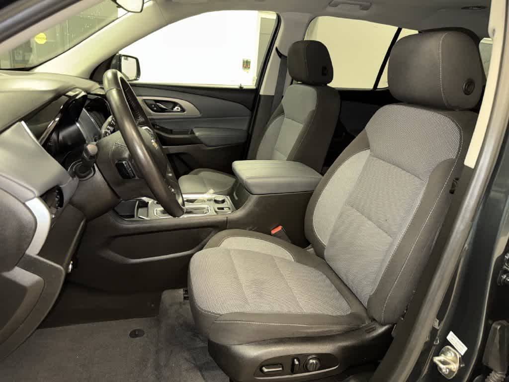 Chevrolet Traverse LT 2019 con tapicería de tela