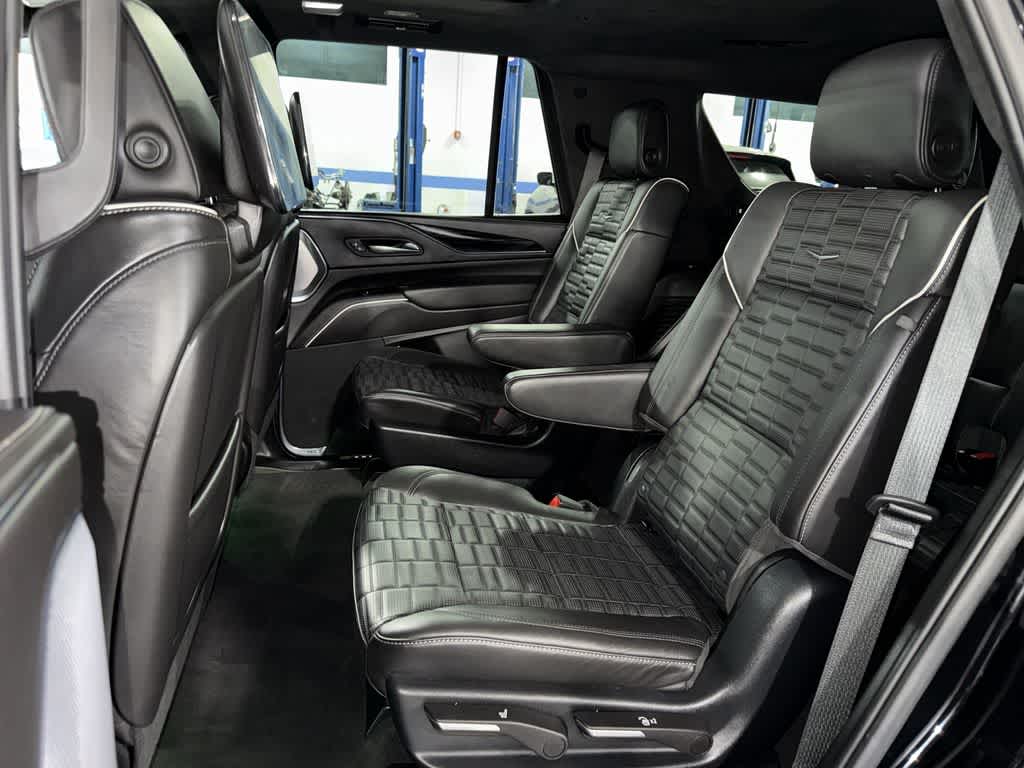 2023 Cadillac Escalade AWD V-Series