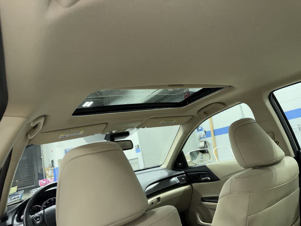 Honda Accord Base 2015