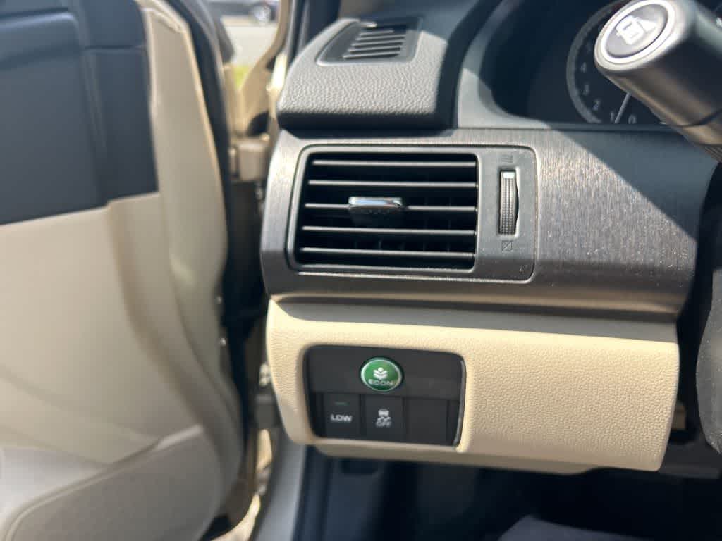 Honda Accord Base 2015