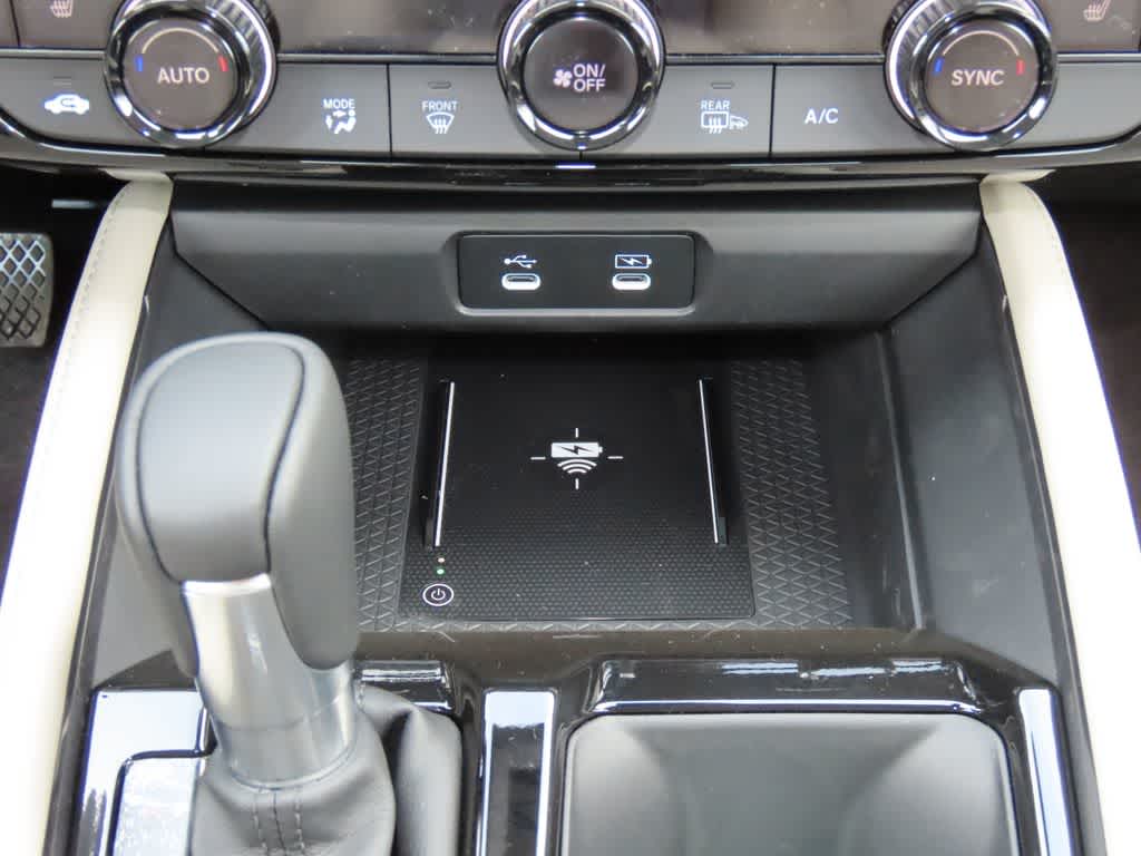 Honda Accord Touring 2026