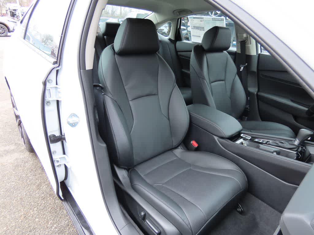 Honda Accord Hybrid Touring 2026