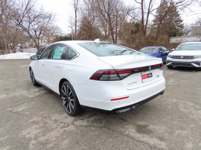 Honda Accord Hybrid Touring 2026