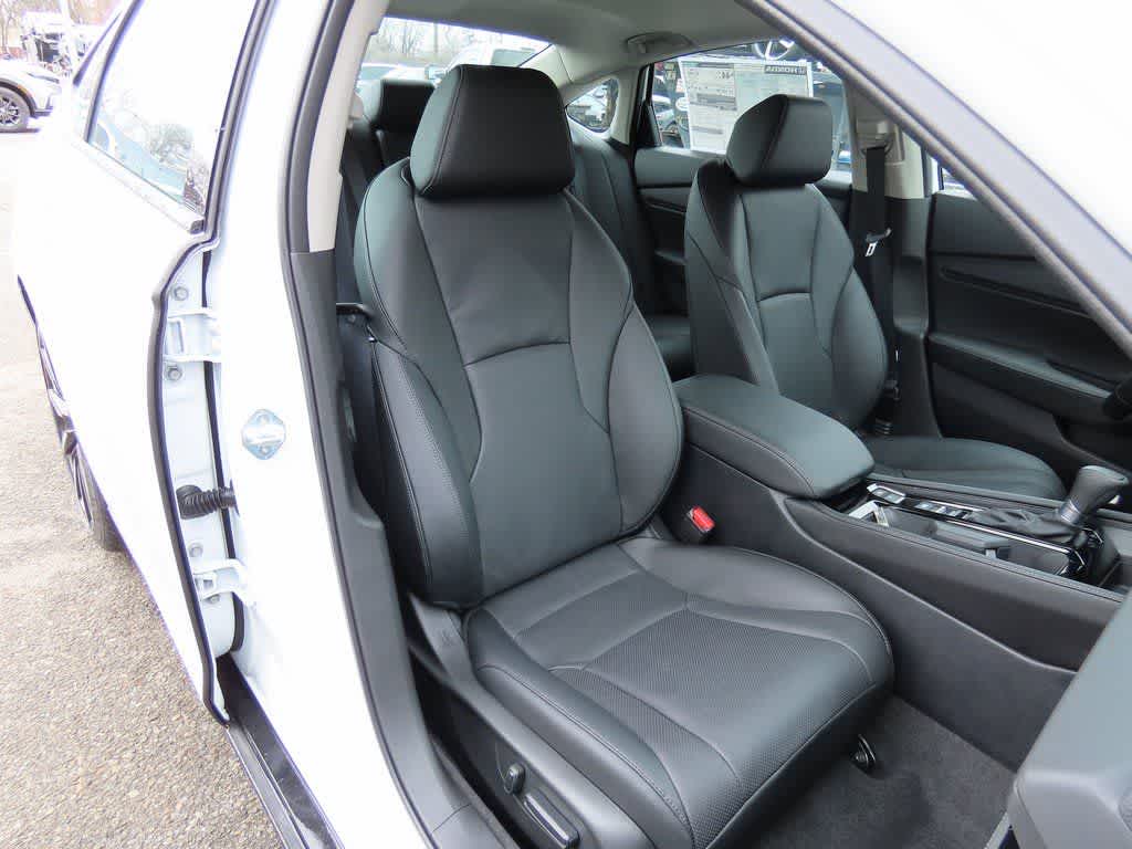 Honda Accord Touring 2026