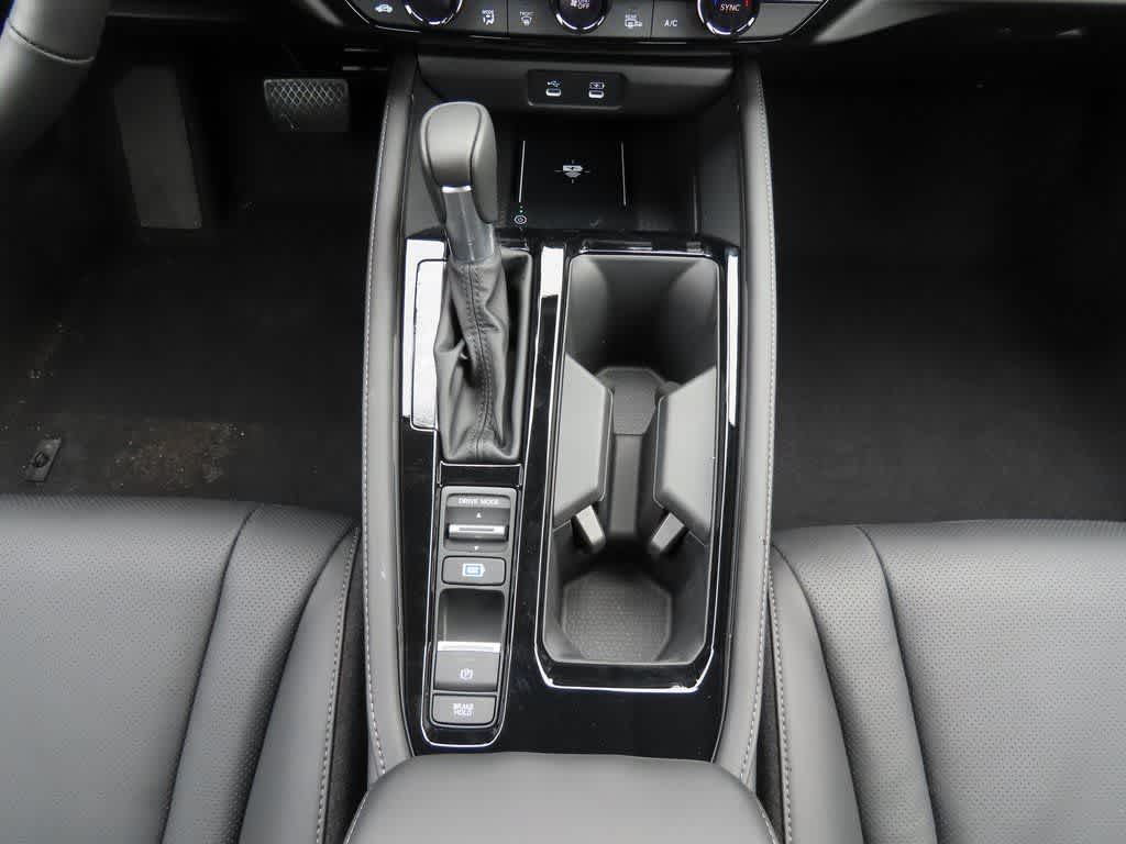 Honda Accord Touring 2026