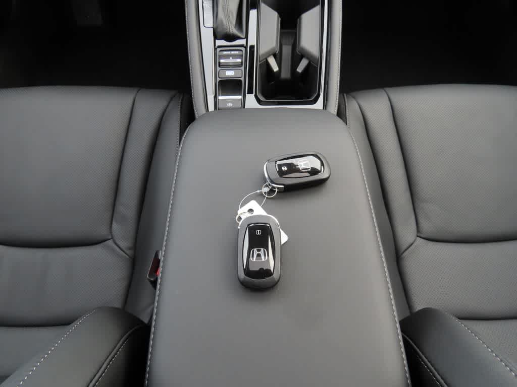 Honda Accord Touring 2026