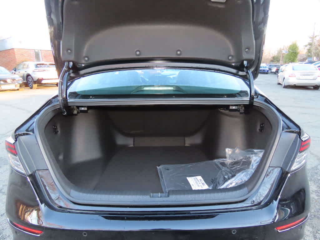 Honda Accord Hybrid Touring 2026