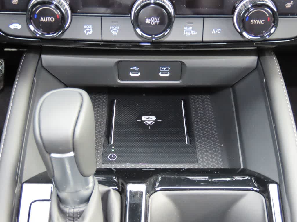 Honda Accord Hybrid Touring 2026