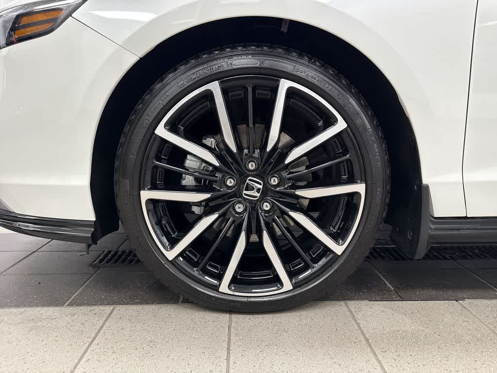 Honda Accord Hybrid Touring 2024