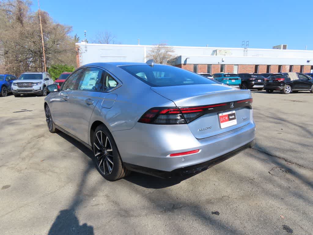 Honda Accord Hybrid Touring 2026