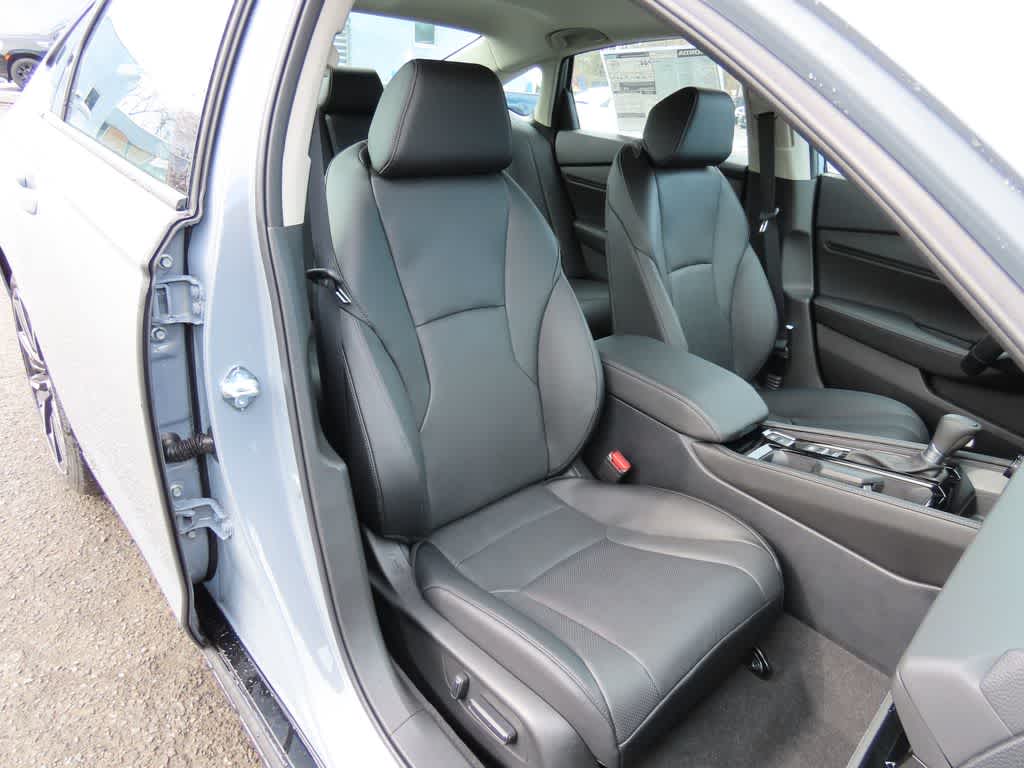 Honda Accord Hybrid Touring 2026