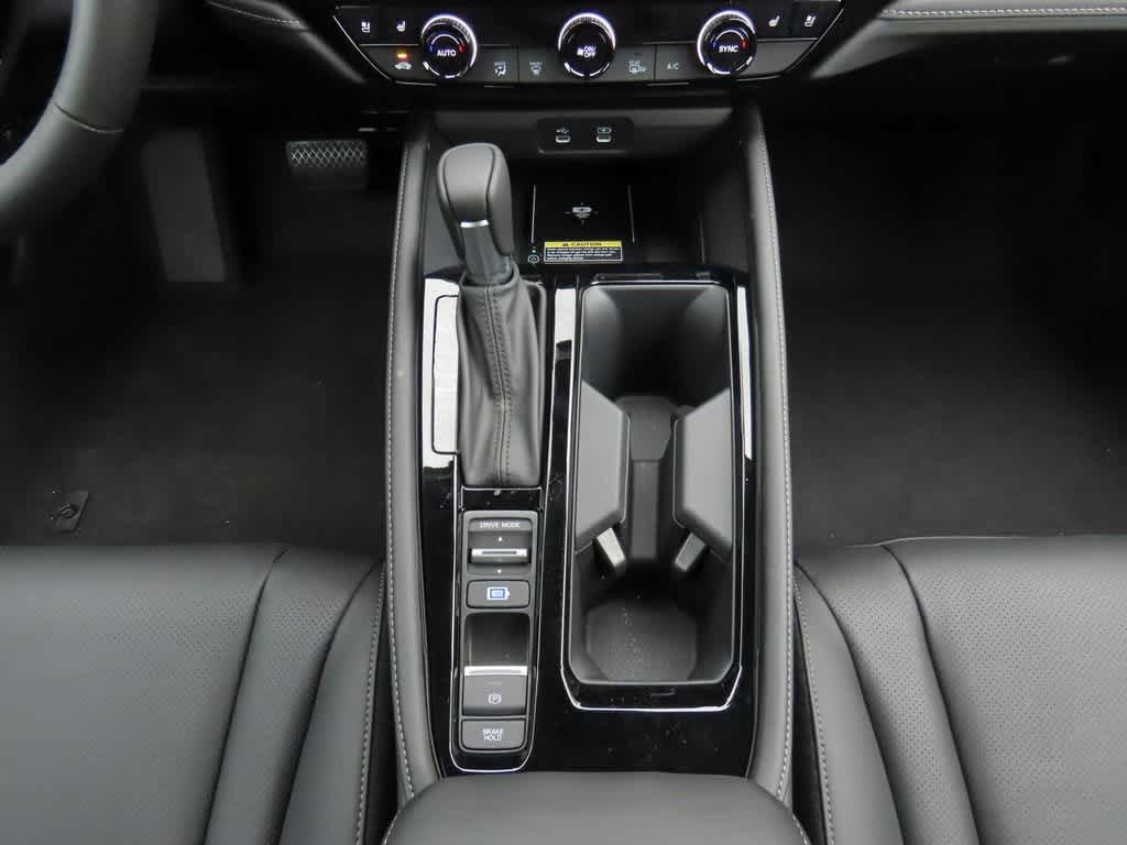 Honda Accord Hybrid Touring 2025