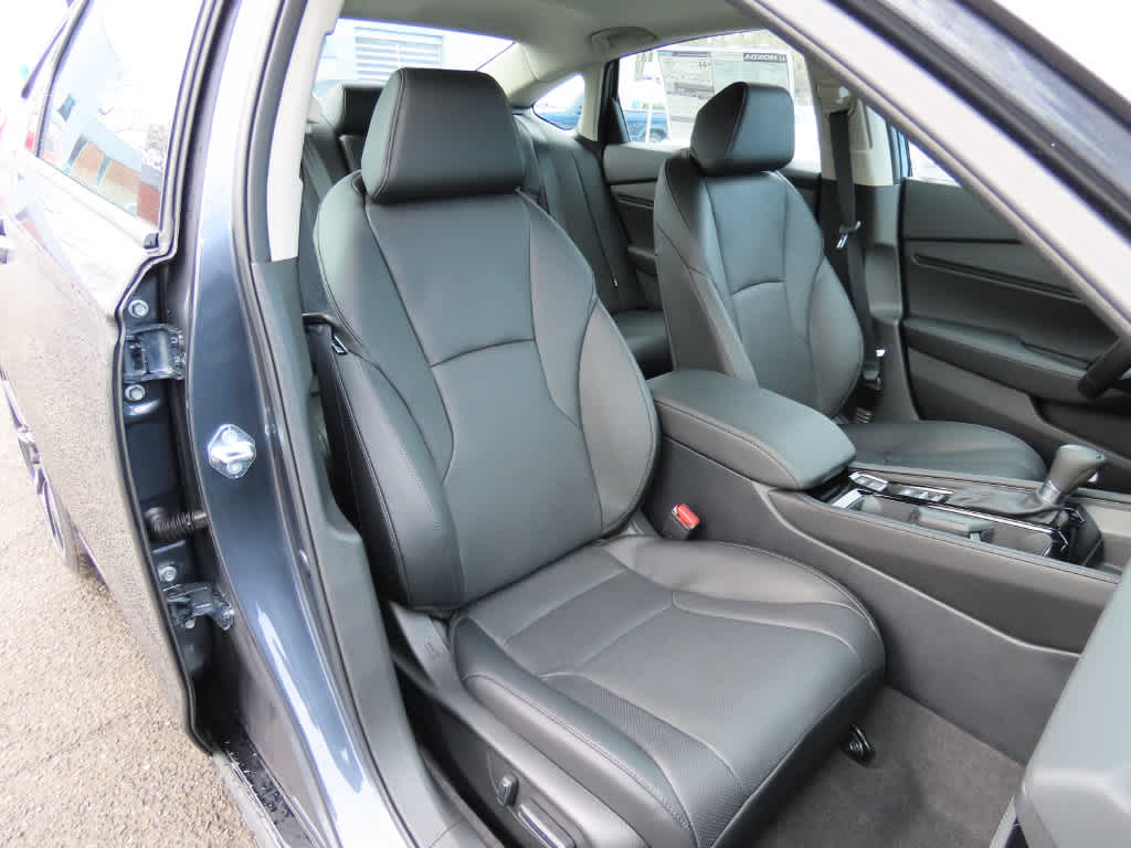 Honda Accord Hybrid Touring 2026