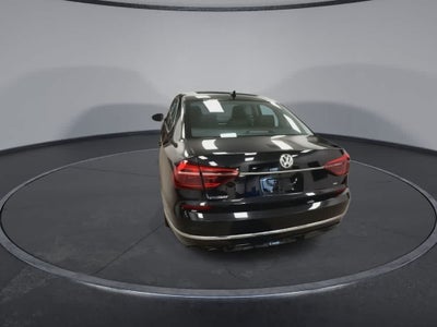 Volkswagen Passat R-Line 2017 con paquete Comfort