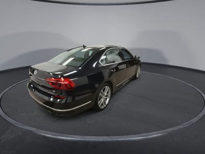 Volkswagen Passat R-Line 2017 con paquete Comfort