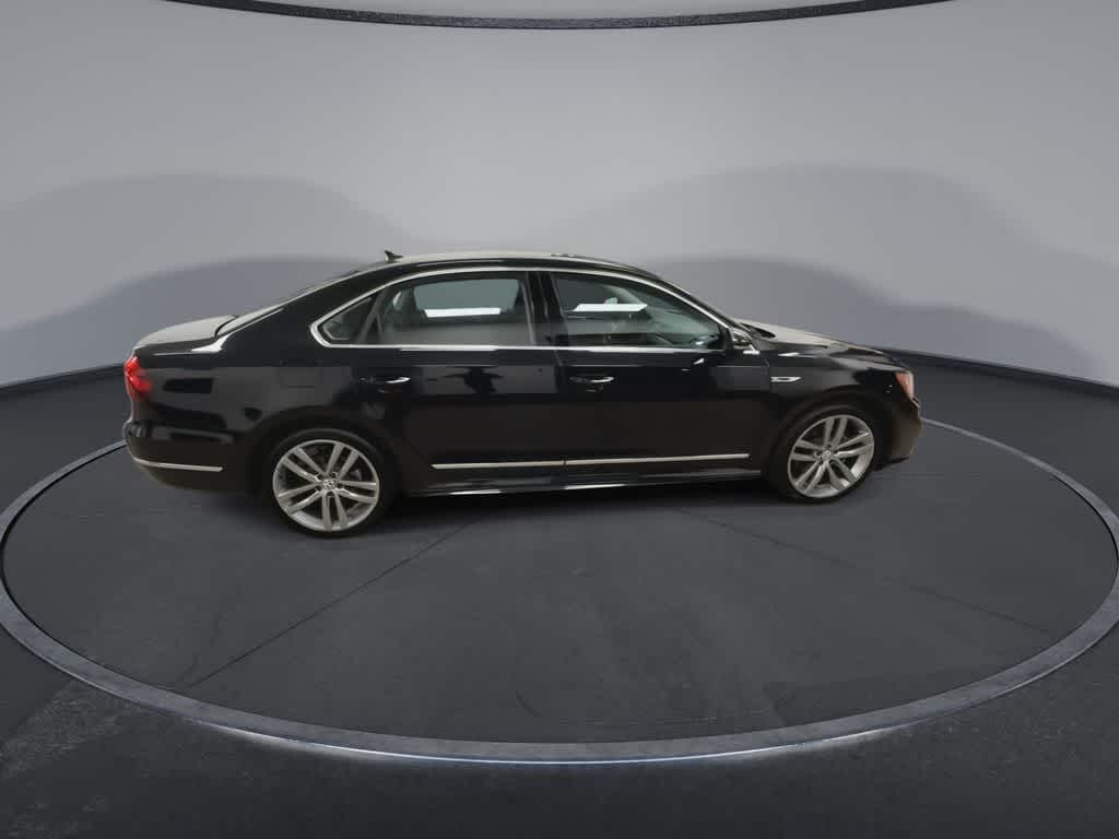 Volkswagen Passat R-Line 2017 con paquete Comfort