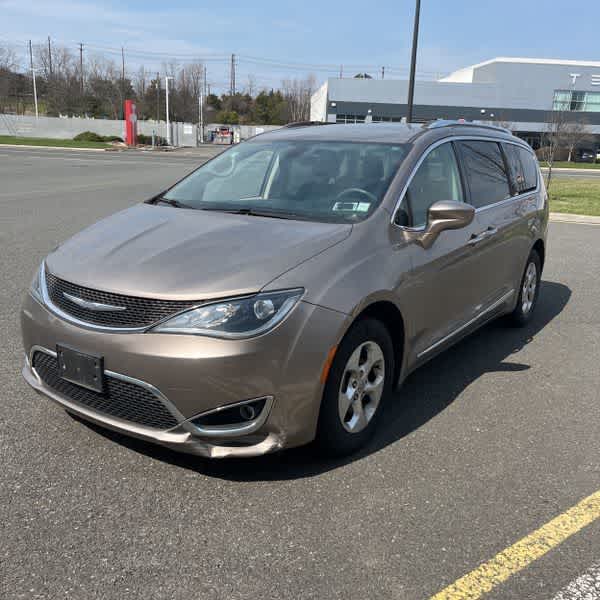 Chrysler Pacifica Touring-L Plus 2017