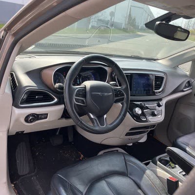 Chrysler Pacifica Touring-L Plus 2017