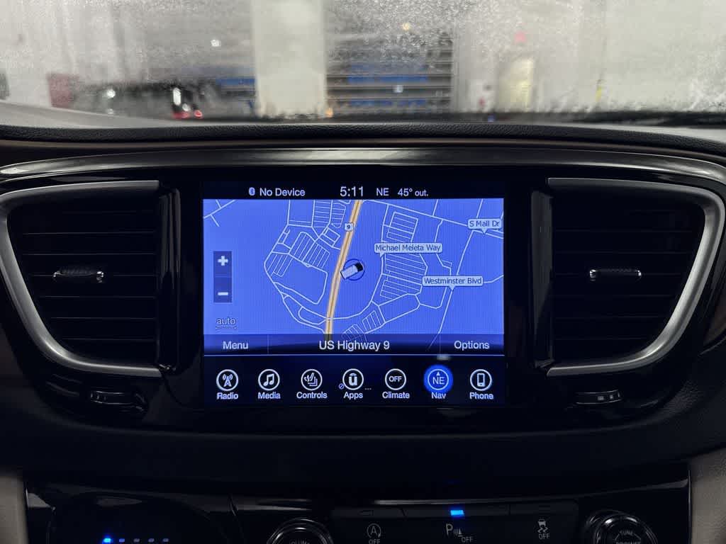 Chrysler Pacifica Touring-L Plus 2017