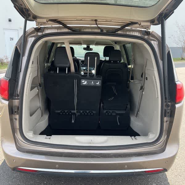 Chrysler Pacifica Touring-L Plus 2017