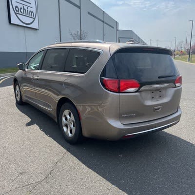 Chrysler Pacifica Touring-L Plus 2017