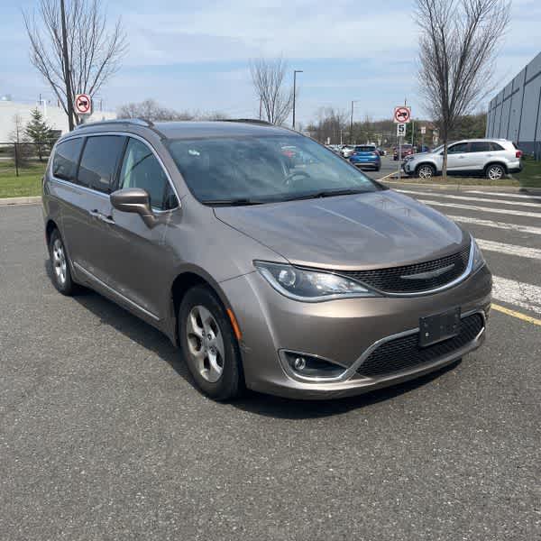 Chrysler Pacifica Touring-L Plus 2017