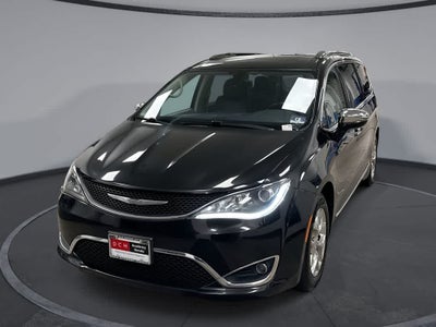 Chrysler Pacifica Limited 2017