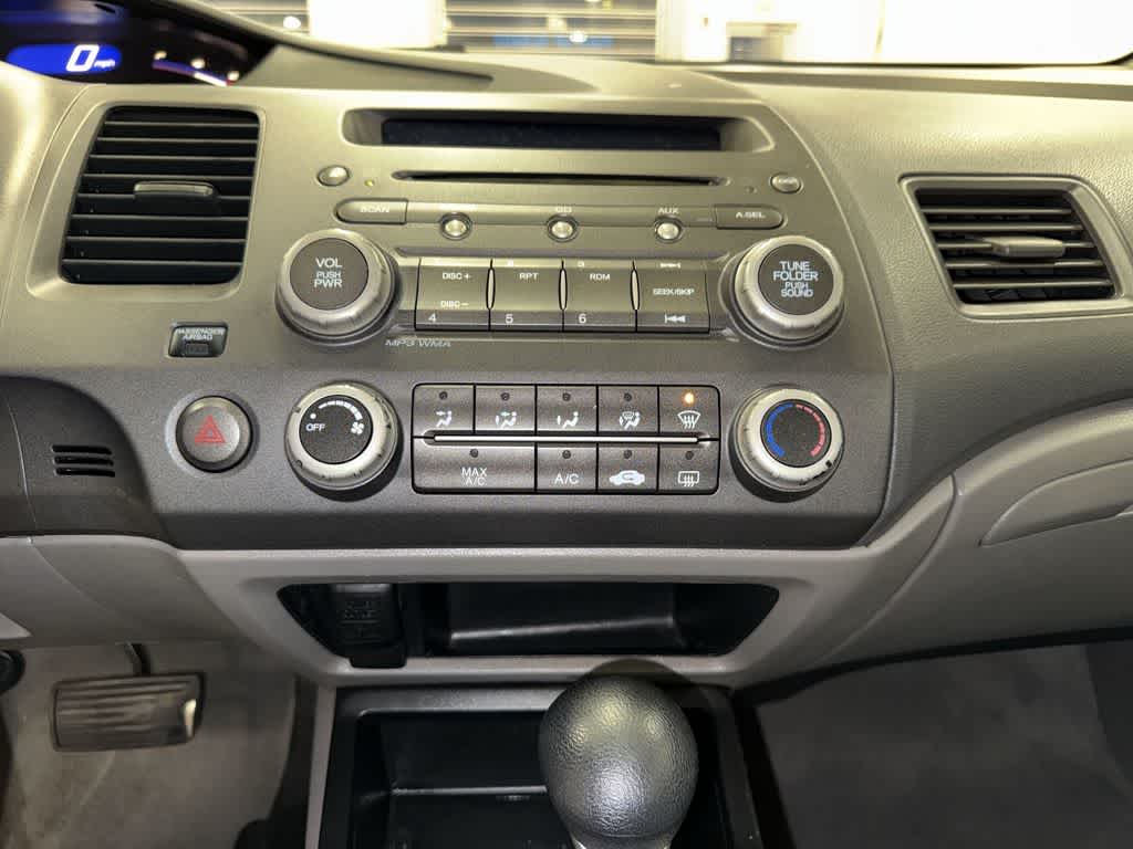 Honda Civic LX 2010