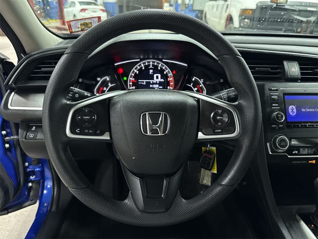 Honda Civic Sedán LX 2017