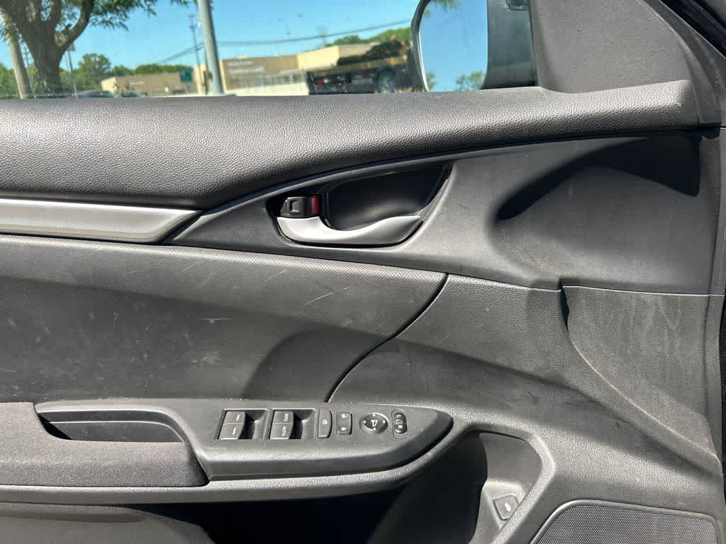 Honda Civic Sedán LX 2019